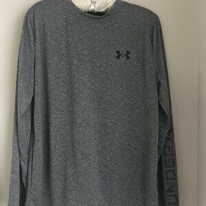 Under Armour Gray Long Sleeve Shirt